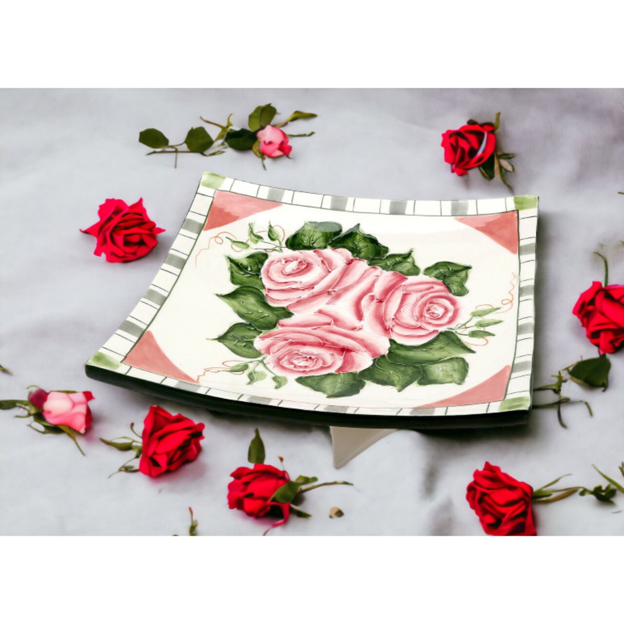 Hand Painted Ceramic Romantic Rose Plate High Quality Ceramic Decor or Gift Idea